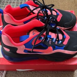 Nike Air 27 reacts